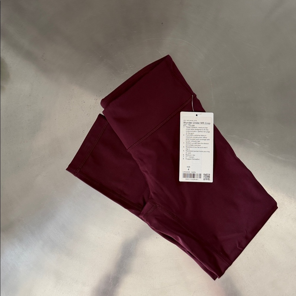 NWT Lululemon Wunder Under Mid -Rise Crop 21" Full-On Luon leggings Garnet SZ 4